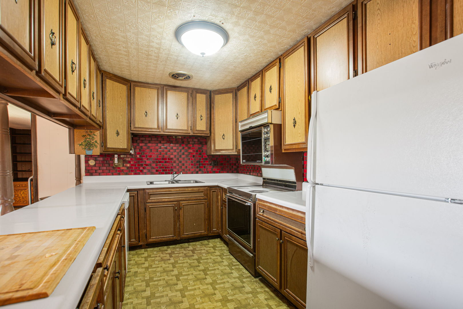 26456 W Laurel Avenue Property Photo 12