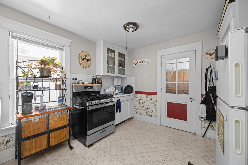 1120 Kirkwood Boulevard Property Photo 3
