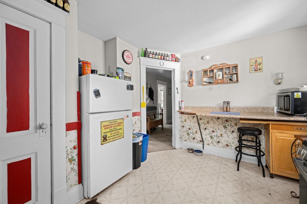 1120 Kirkwood Boulevard Property Photo 4