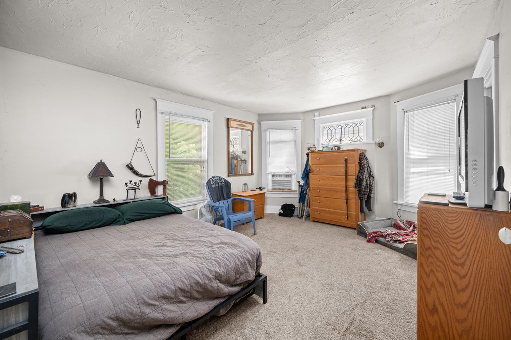 1120 Kirkwood Boulevard Property Photo 8
