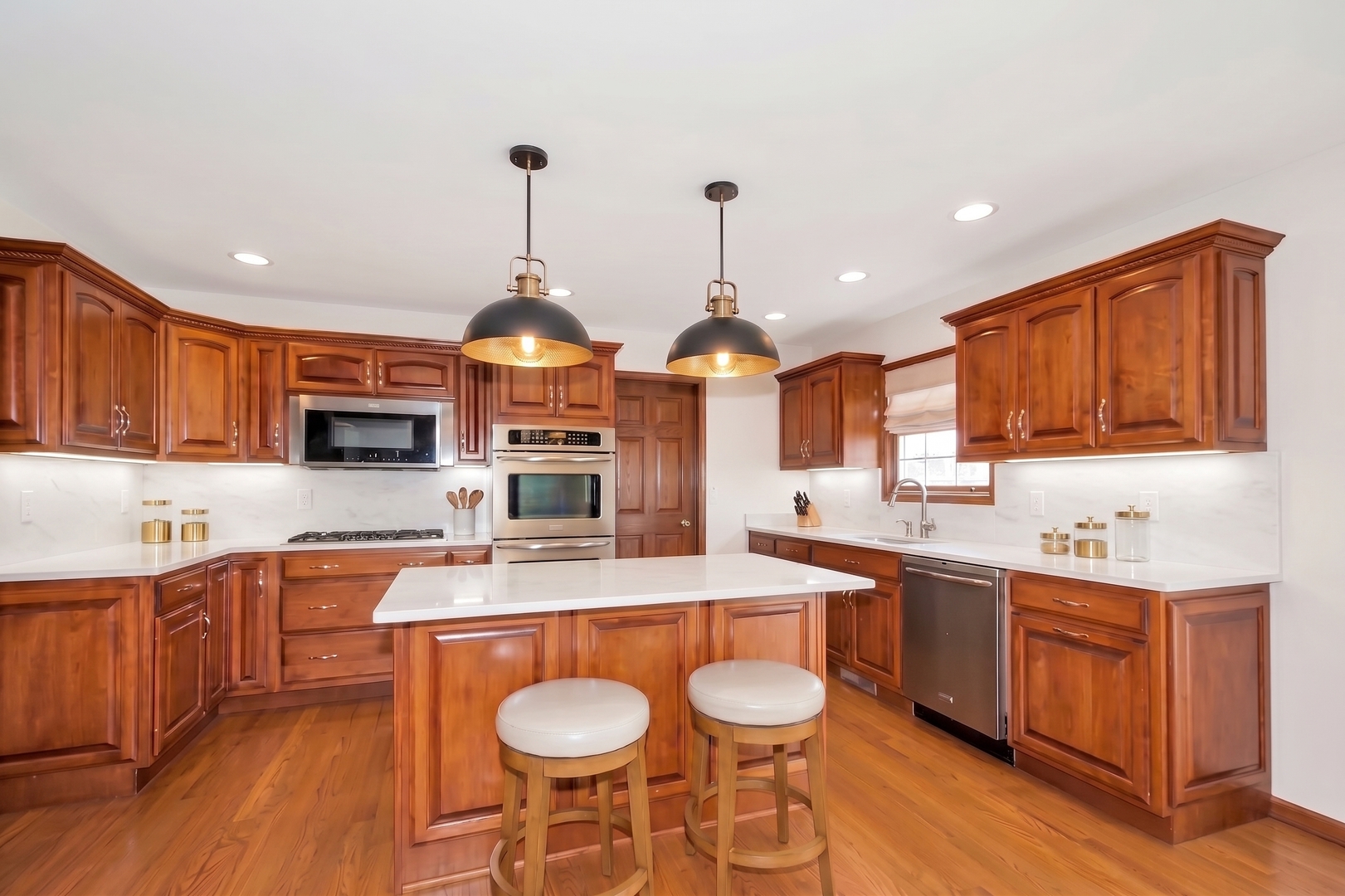 1873 Claire Drive Property Photo 4