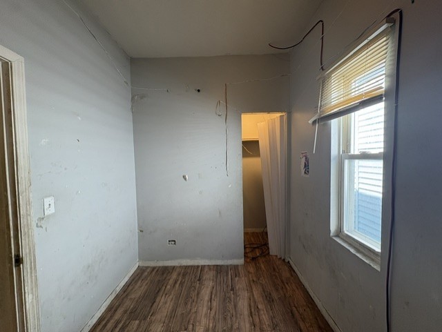 8711 S Exchange Avenue Property Photo 8