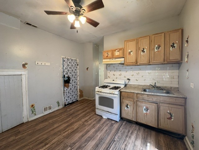 8711 S Exchange Avenue Property Photo 21