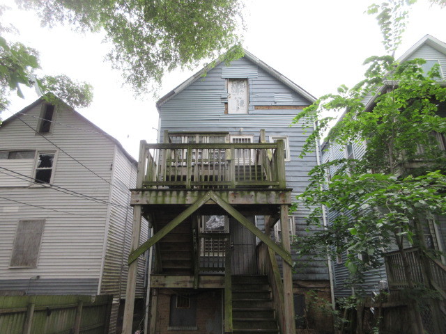 8711 S Exchange Avenue Property Photo 27