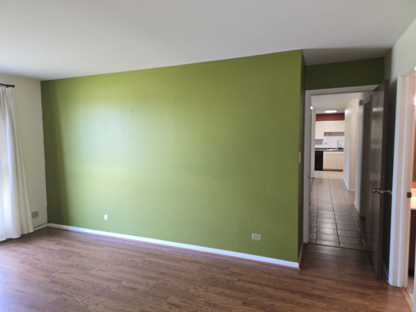 7 E Carriageway Drive 214 Property Photo 14