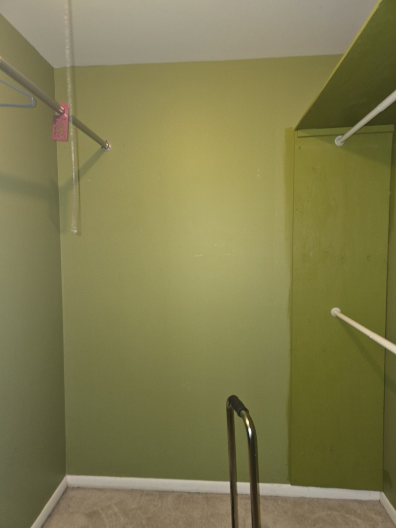 7 E Carriageway Drive 214 Property Photo 15