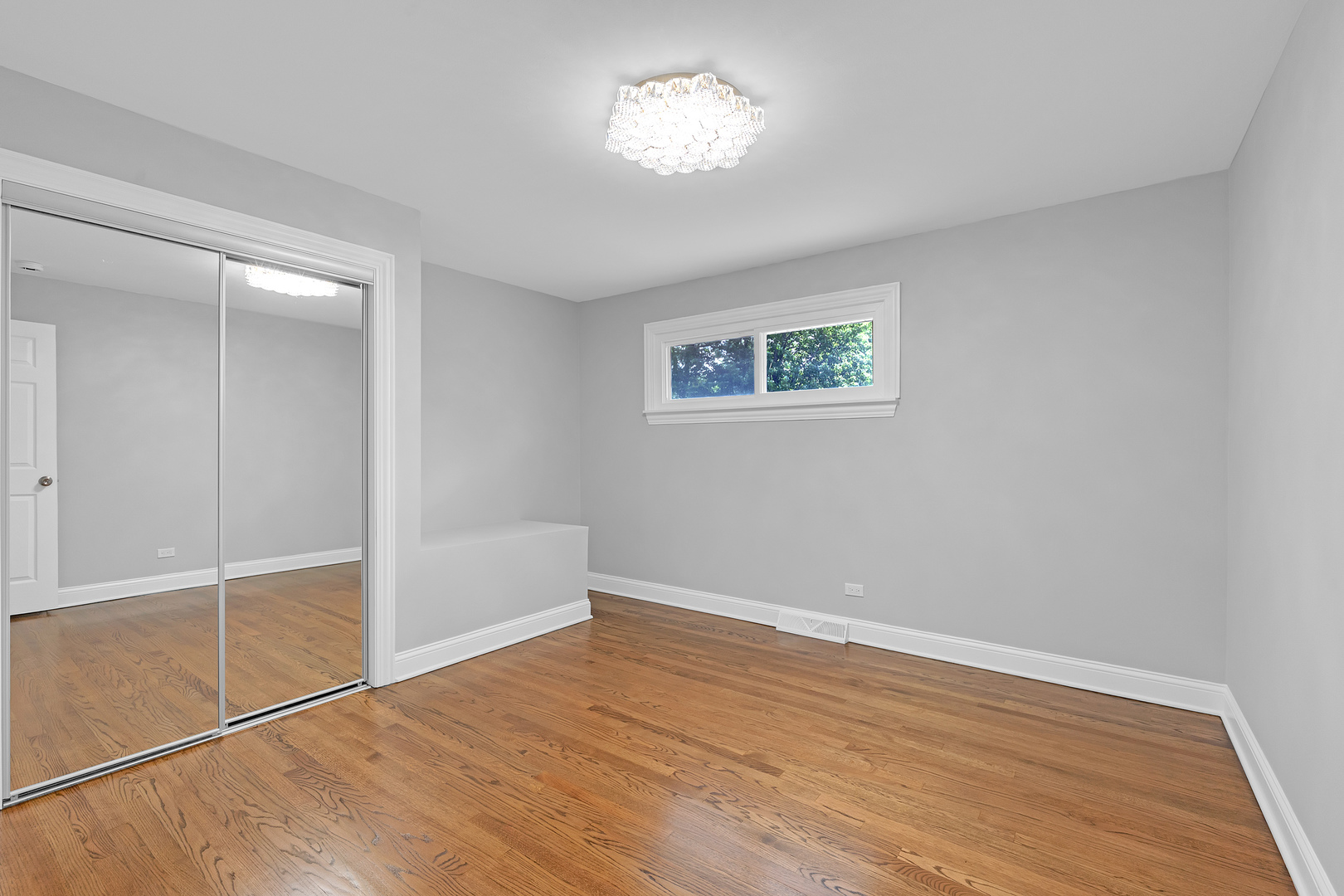 1320 E 169th Place Property Photo 15