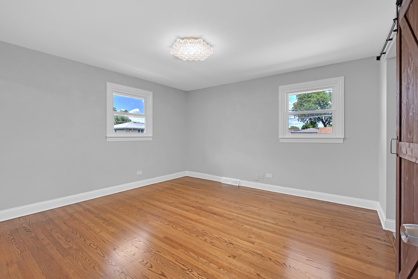 1320 E 169th Place Property Photo 17