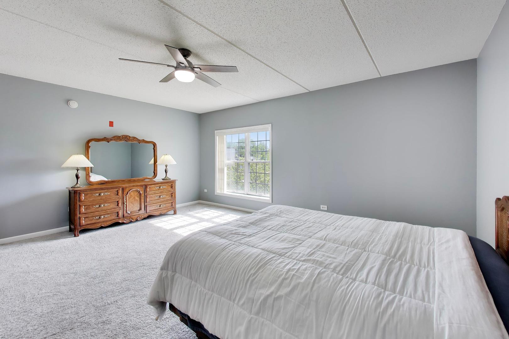 601 W Rand Road 201 Property Photo 10