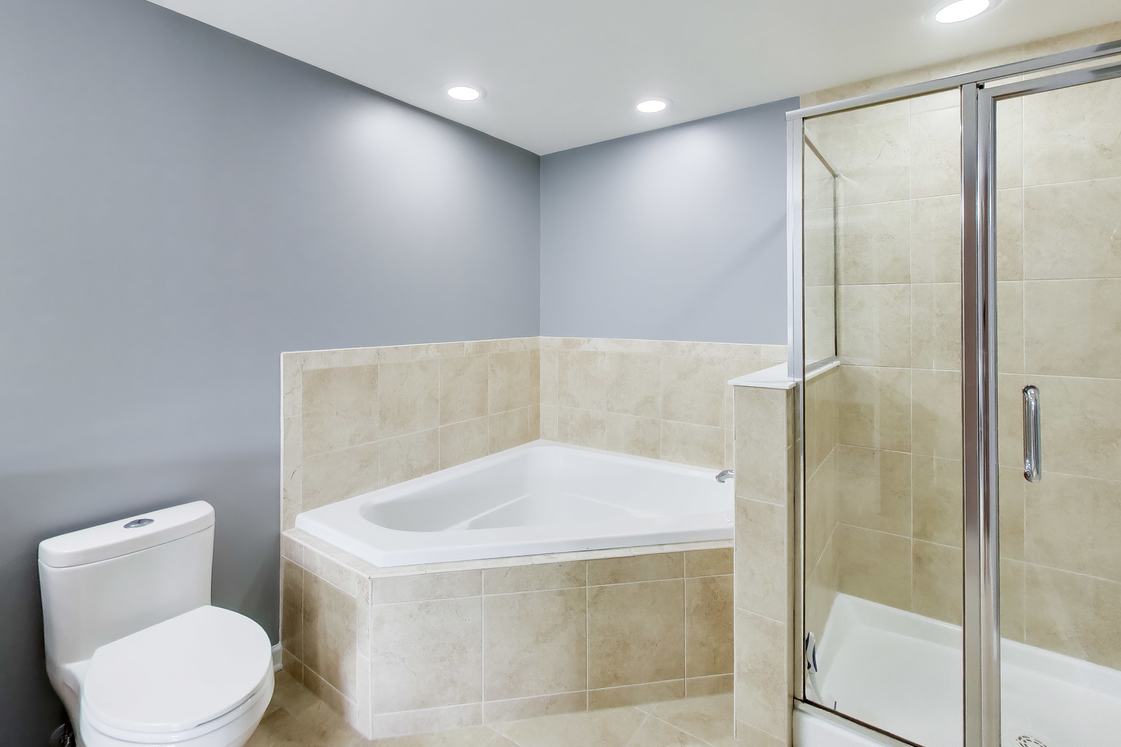 601 W Rand Road 201 Property Photo 12