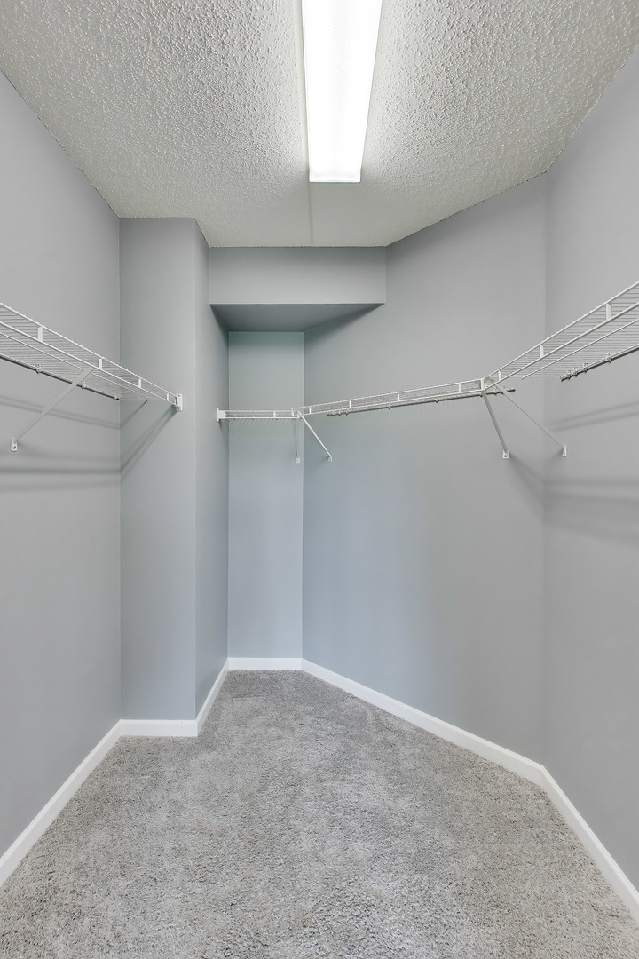 601 W Rand Road 201 Property Photo 14
