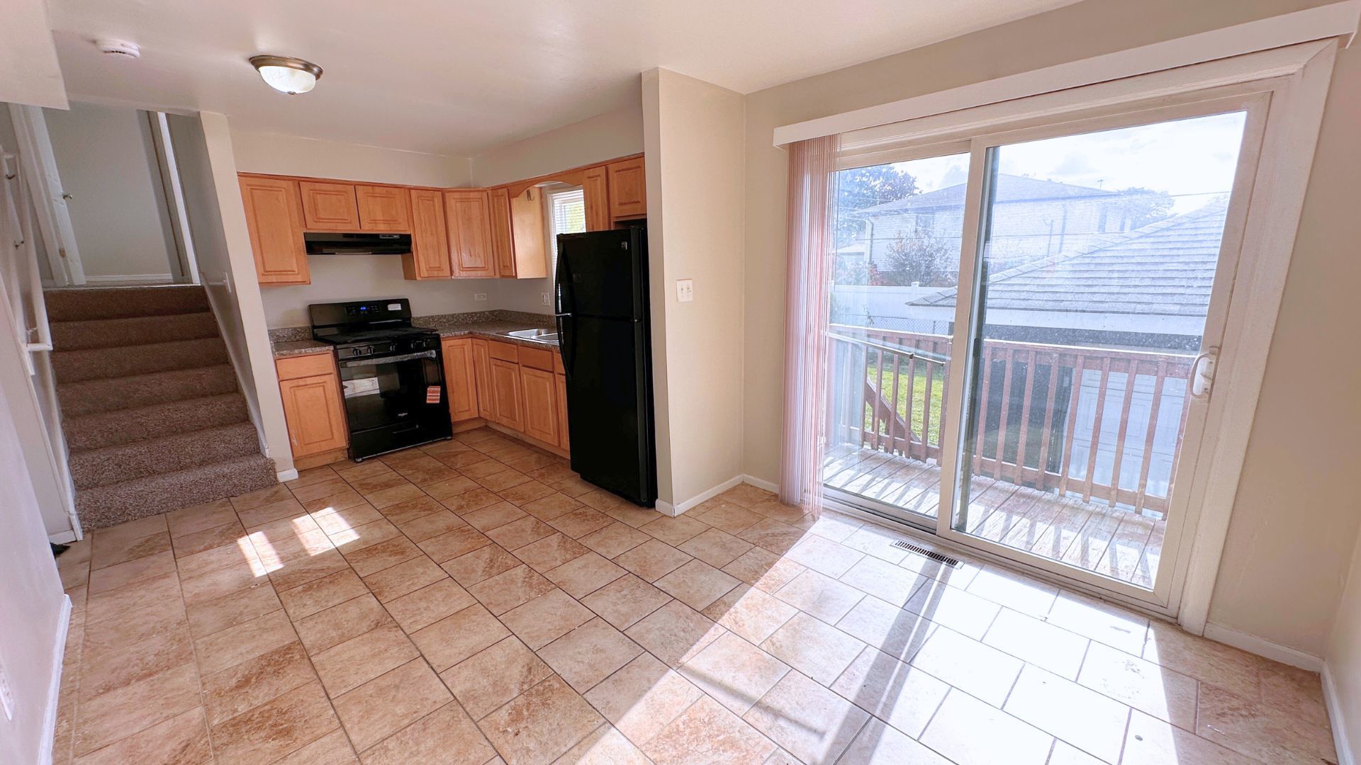 1325 E 168th Place Property Photo 4