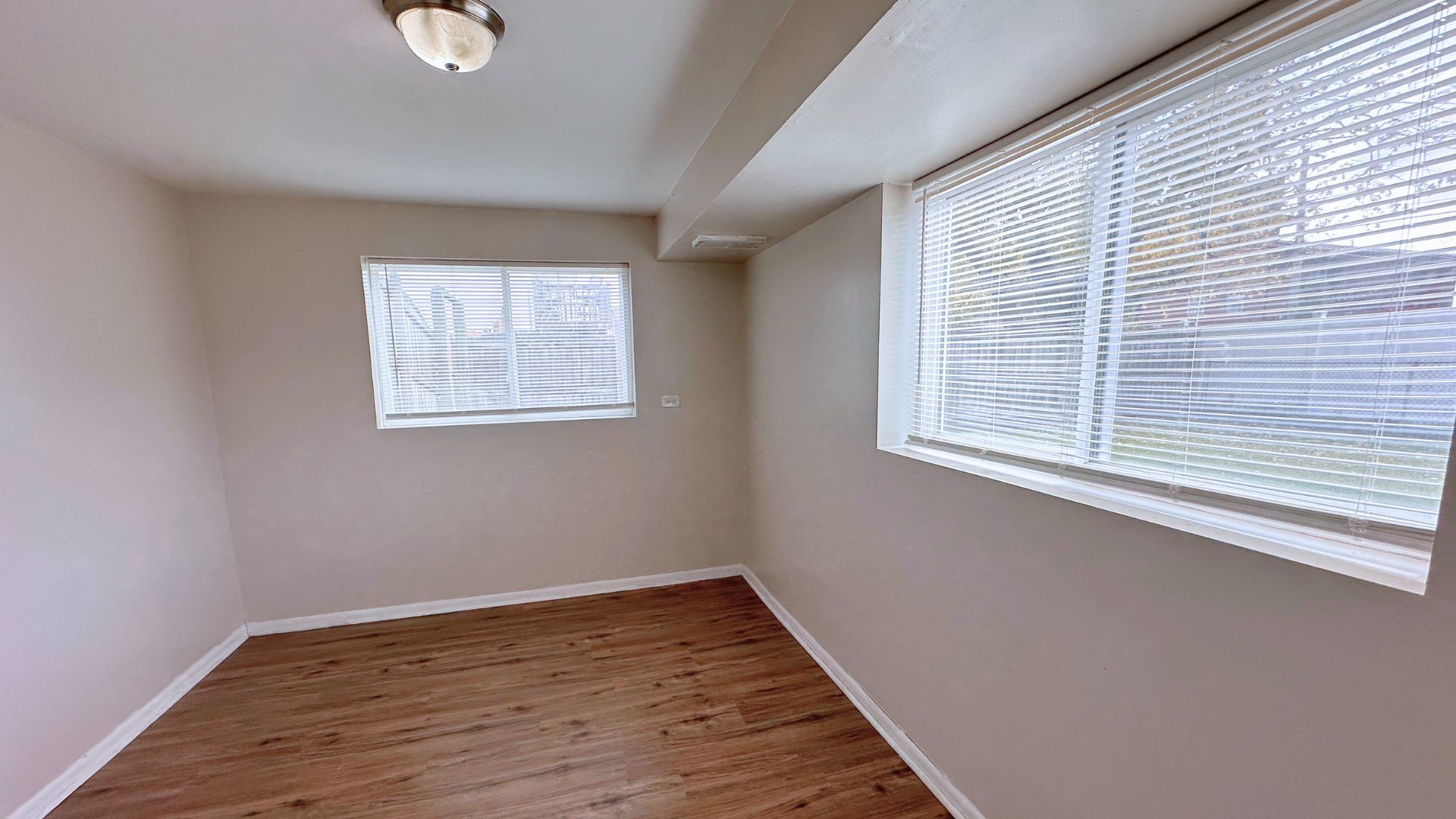 1325 E 168th Place Property Photo 15