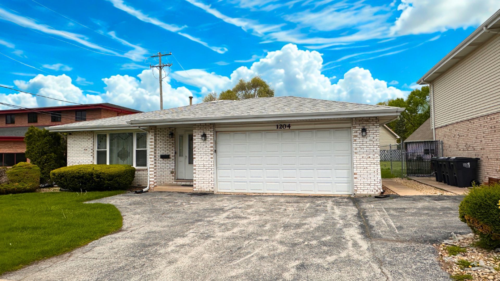 1204 E 154th Street Property Photo 2