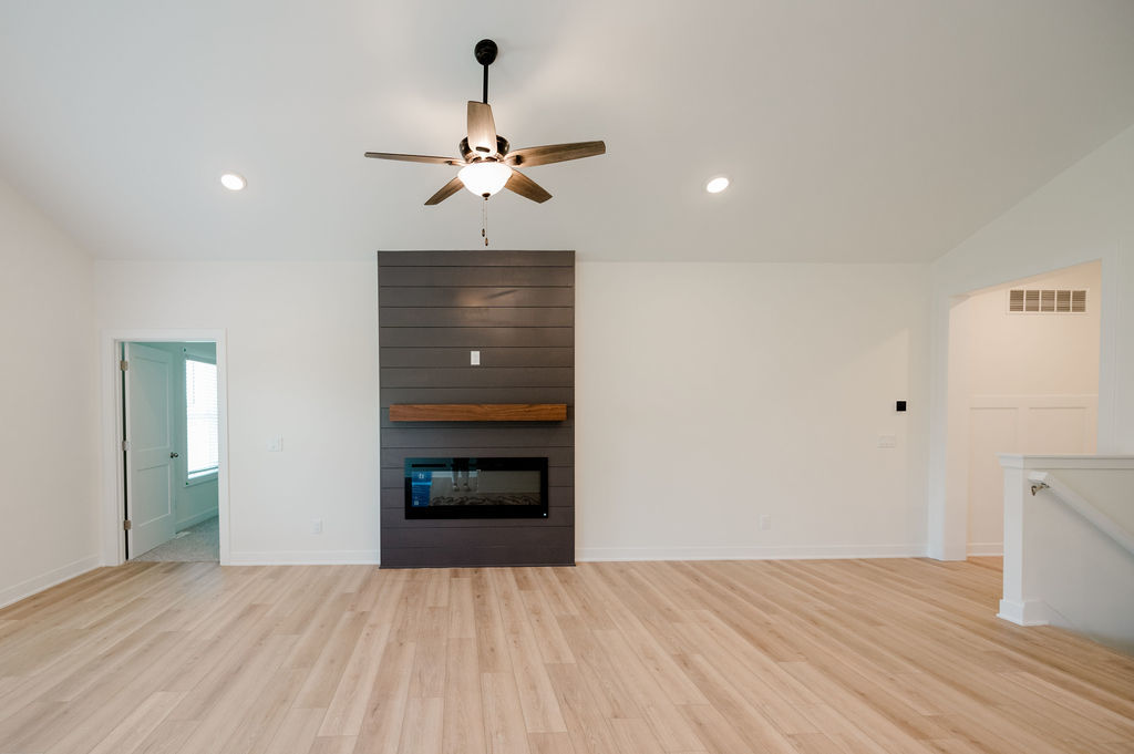 6133 Thor Avenue Property Photo 16