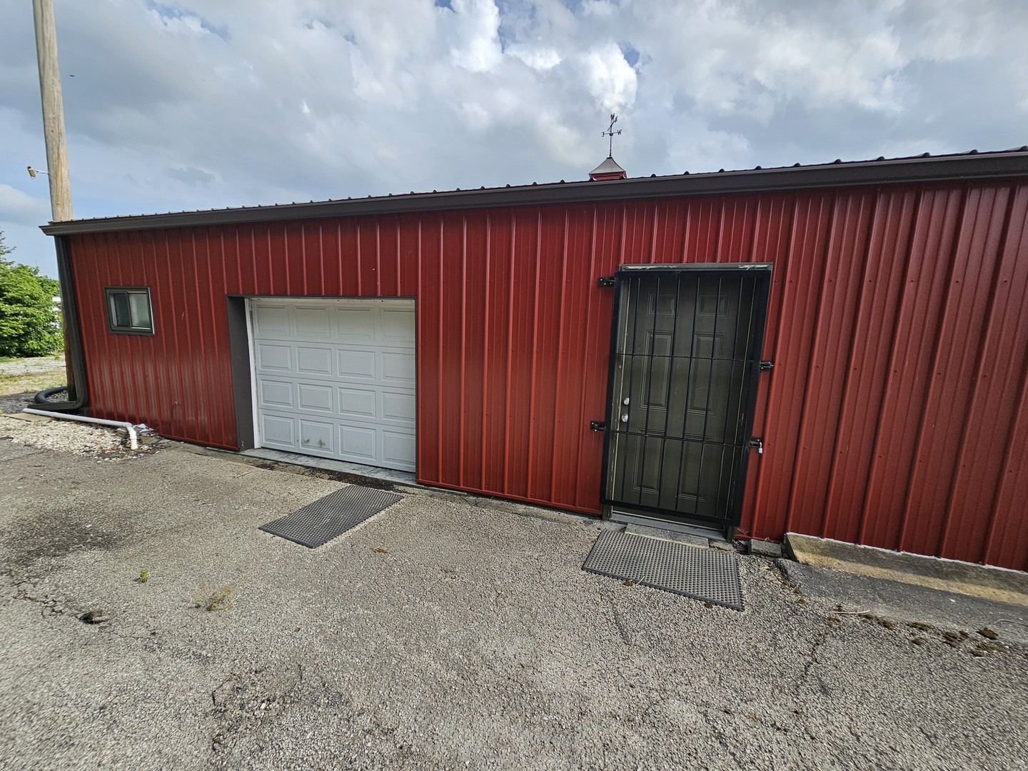 1406 Salem Road Property Photo 6