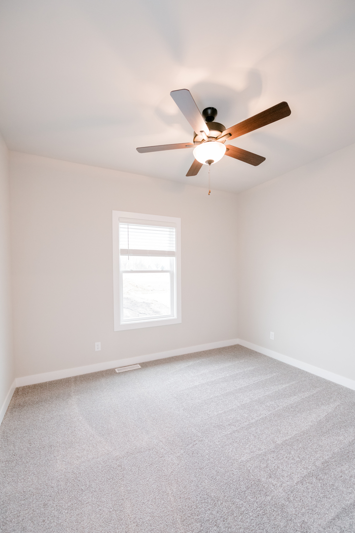 6124 Thor Avenue Property Photo 8