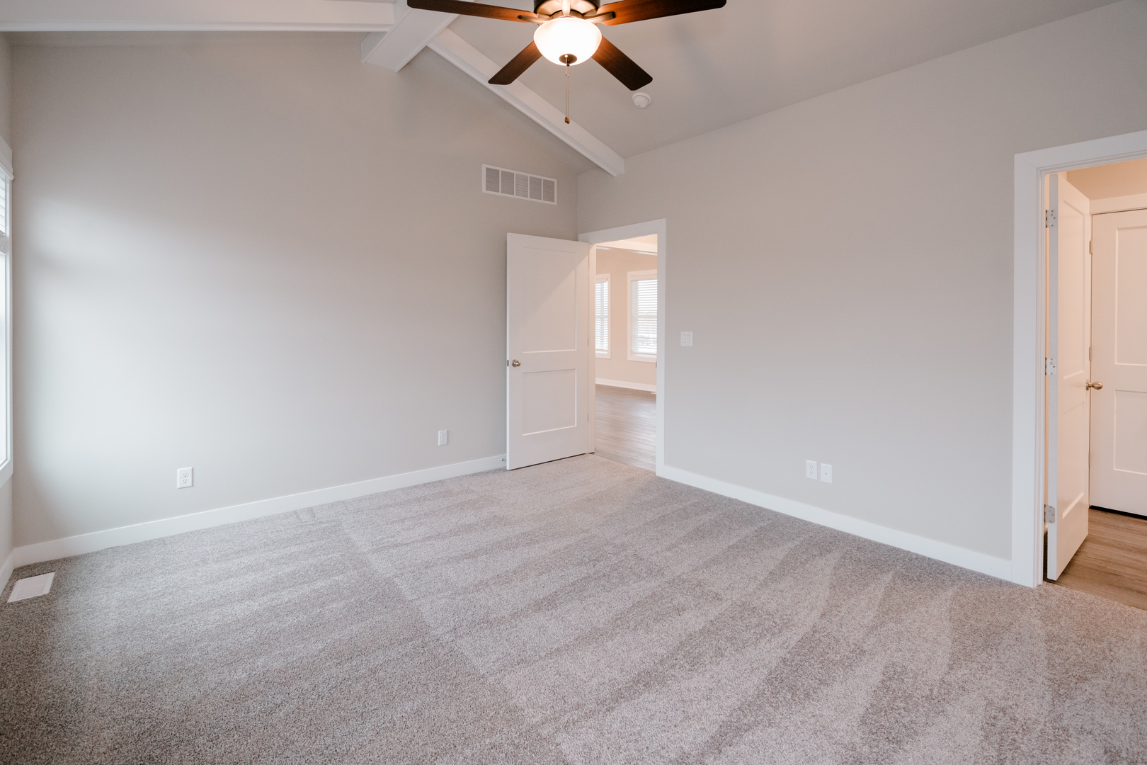 6124 Thor Avenue Property Photo 14