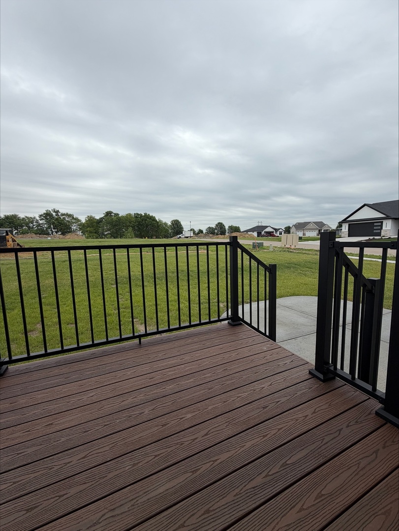 6124 Thor Avenue Property Photo 23