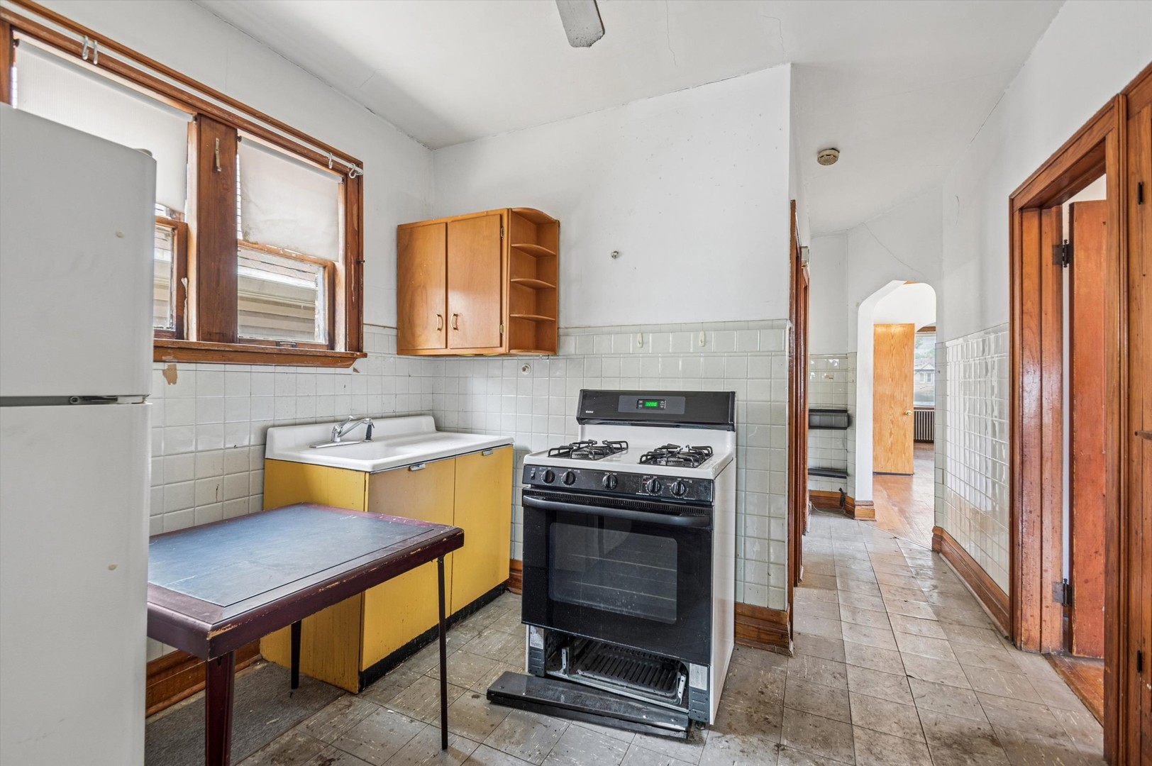 3039 N Gresham Avenue Property Photo 3