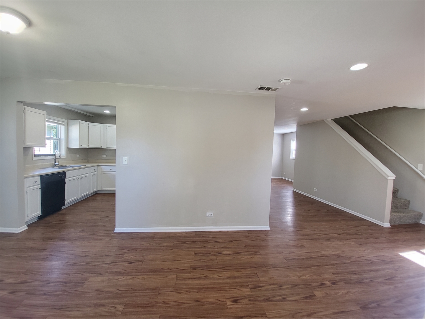 121 Highmoor Drive Property Photo 2