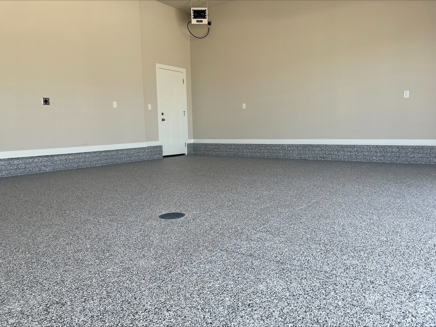 6142 Thor Avenue Property Photo 14