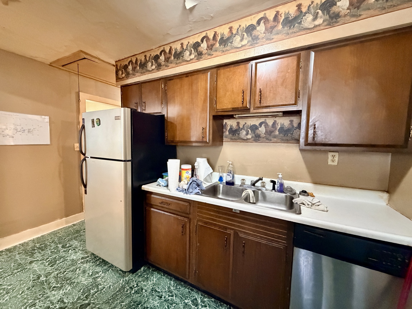 1607 Ferry Street Property Photo 13