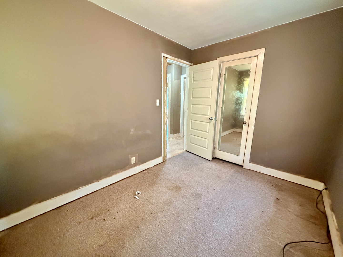 1607 Ferry Street Property Photo 18