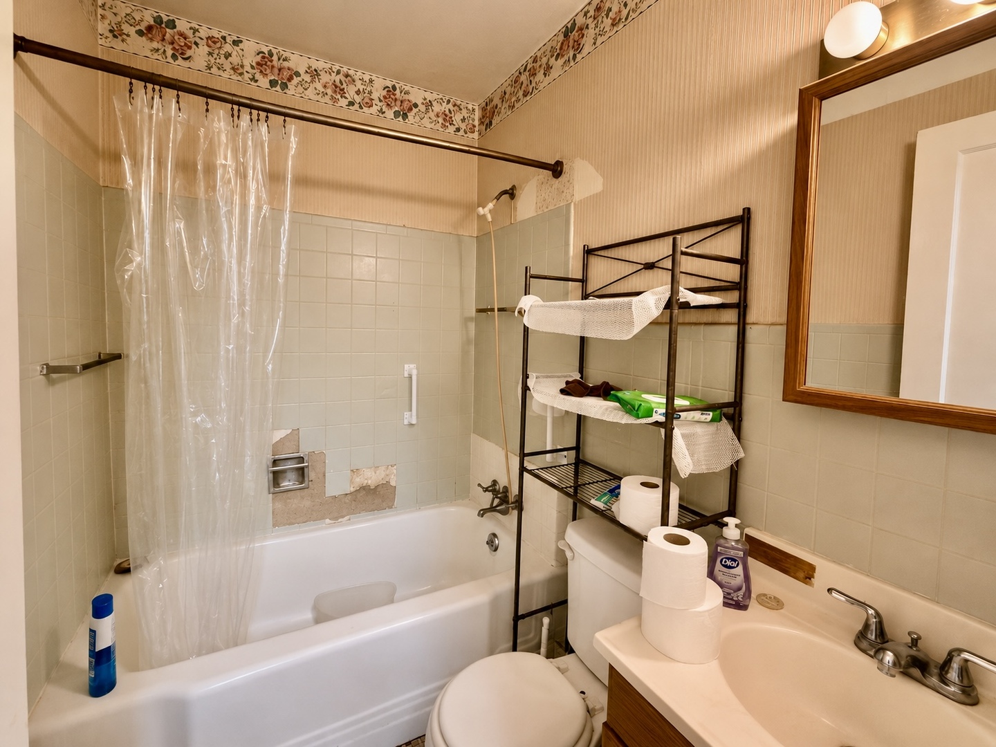 1607 Ferry Street Property Photo 19