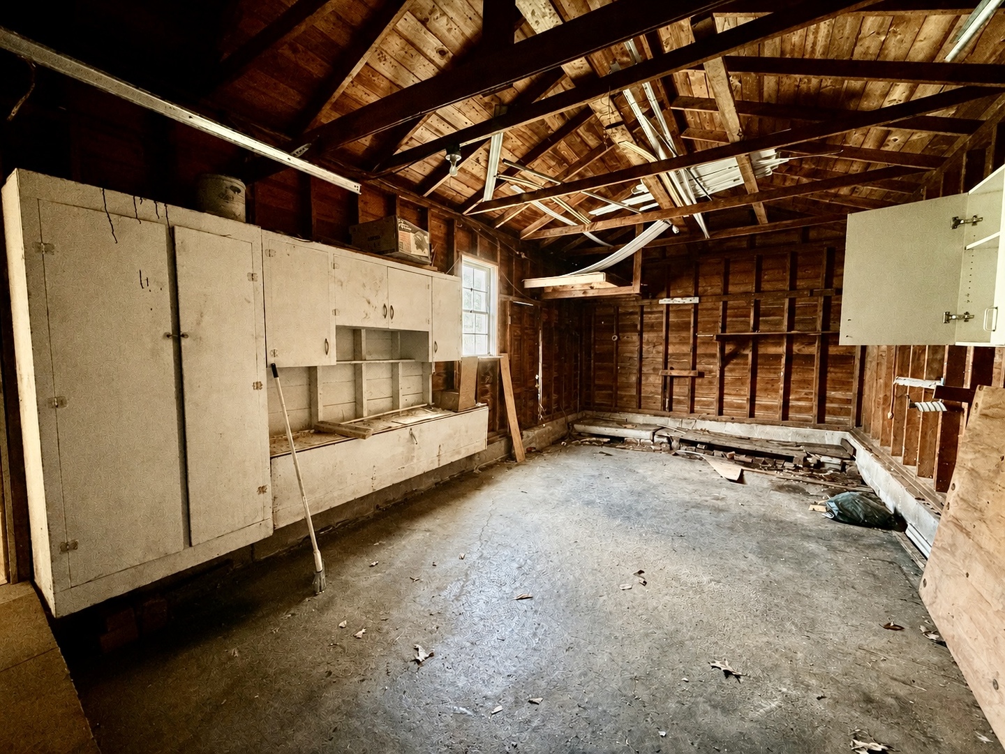 1607 Ferry Street Property Photo 21