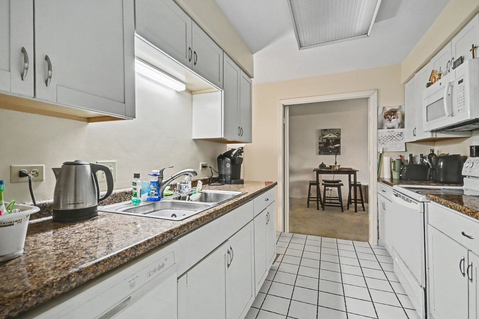 1671 Mission Hills Road 104 Property Photo 6