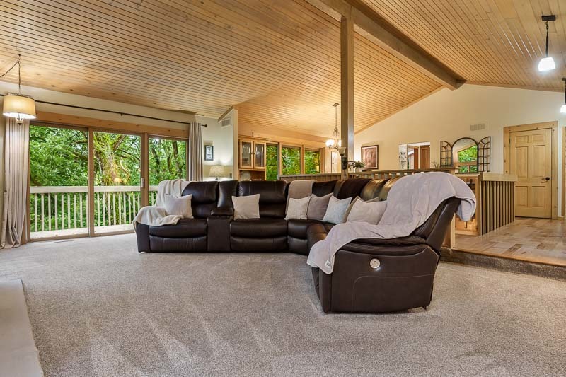 11206 Havens Wood Road Property Photo 7