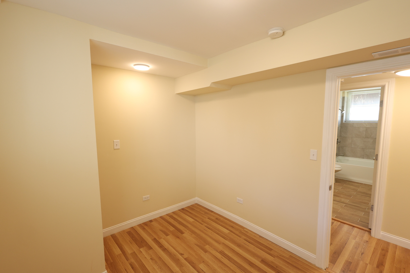 6157 W Belmont Avenue 1r Property Photo 14