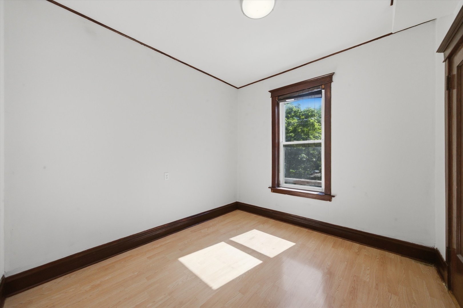 2324 N Central Park Avenue Property Photo 16