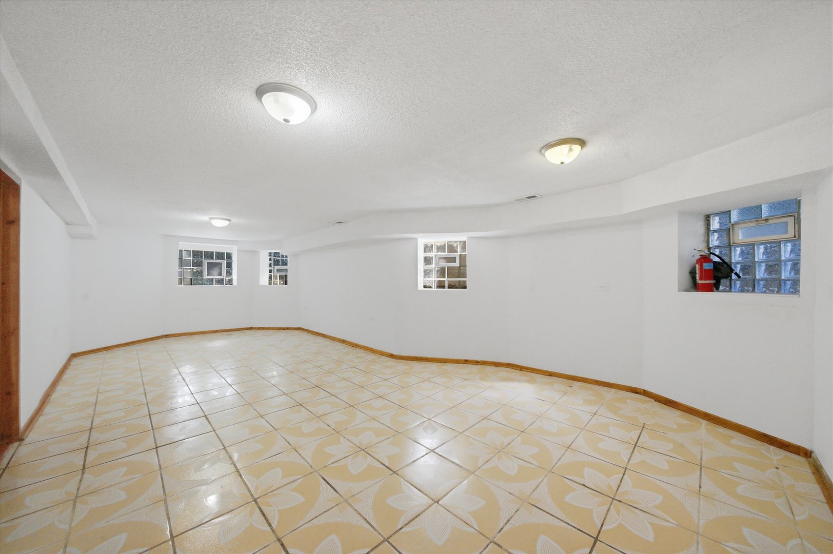 2324 N Central Park Avenue Property Photo 21