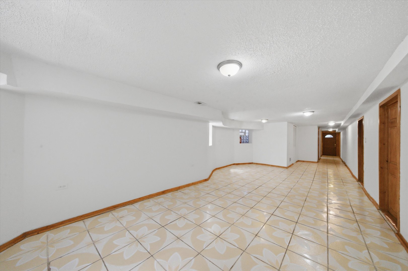 2324 N Central Park Avenue Property Photo 22