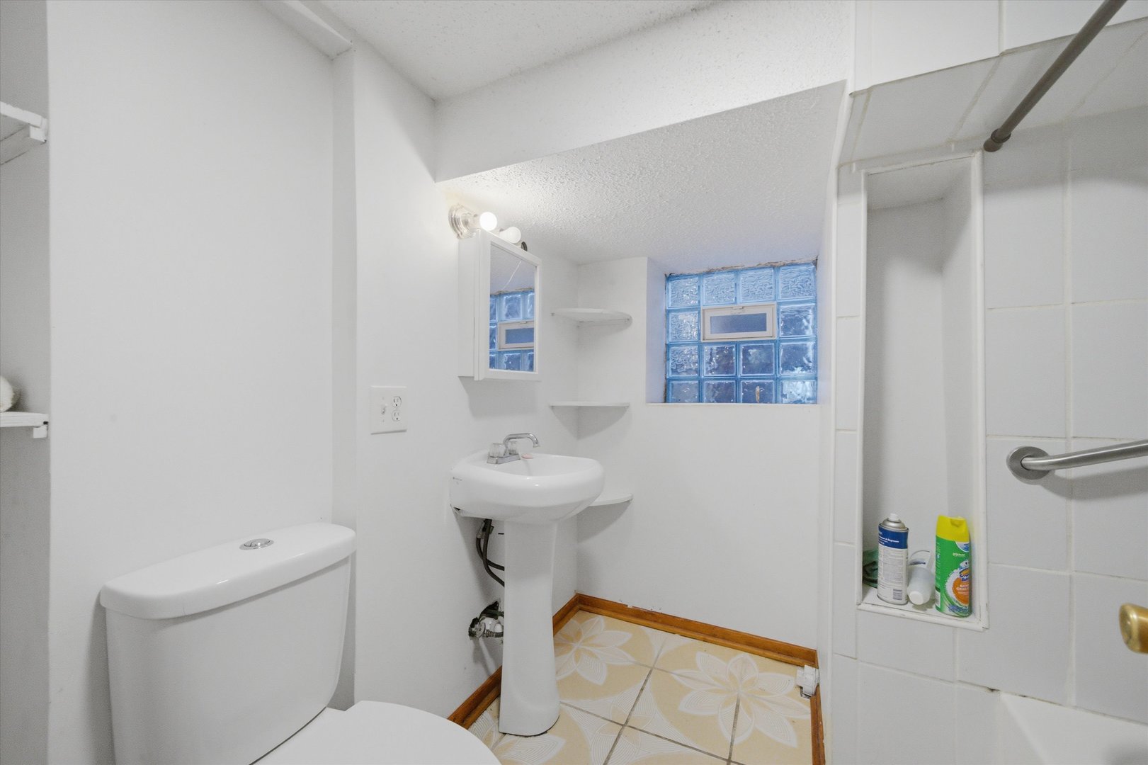 2324 N Central Park Avenue Property Photo 26