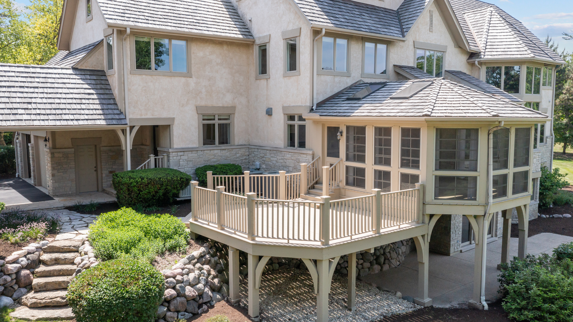 79 S Wynstone Drive Property Photo 4
