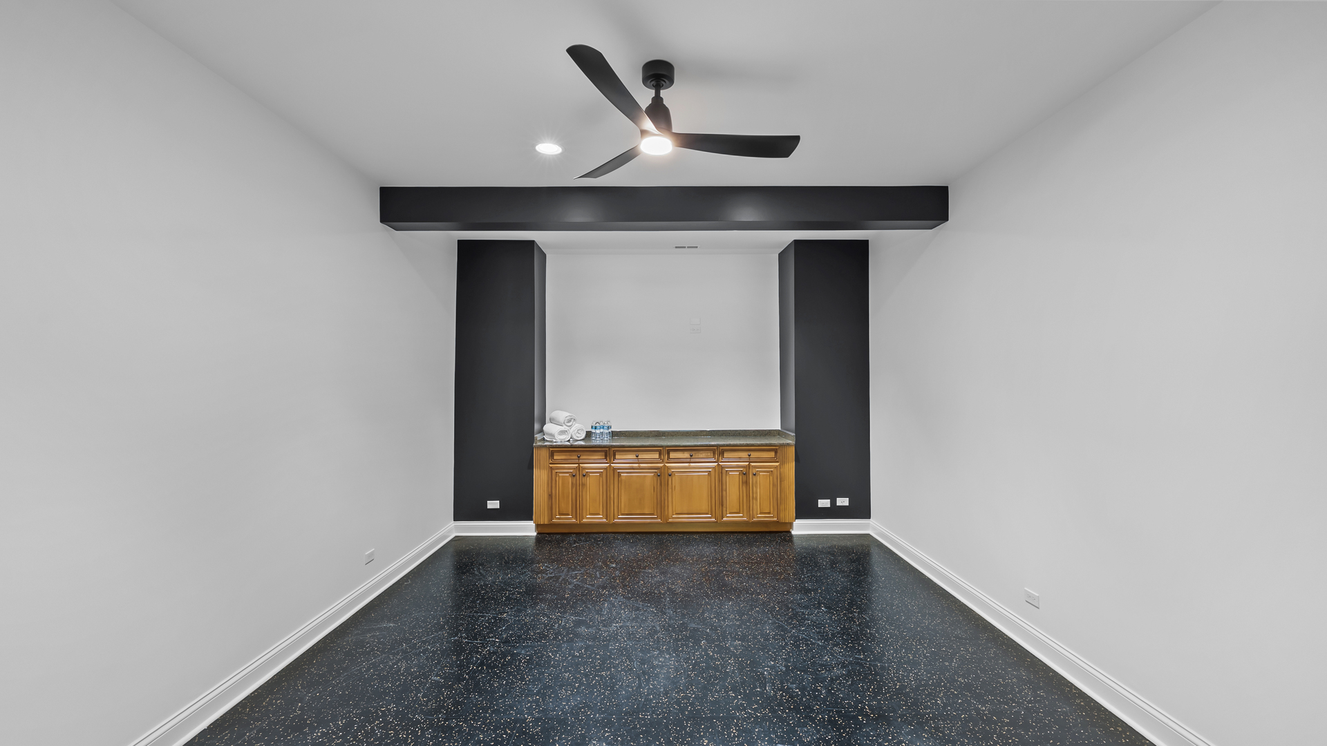 79 S Wynstone Drive Property Photo 47