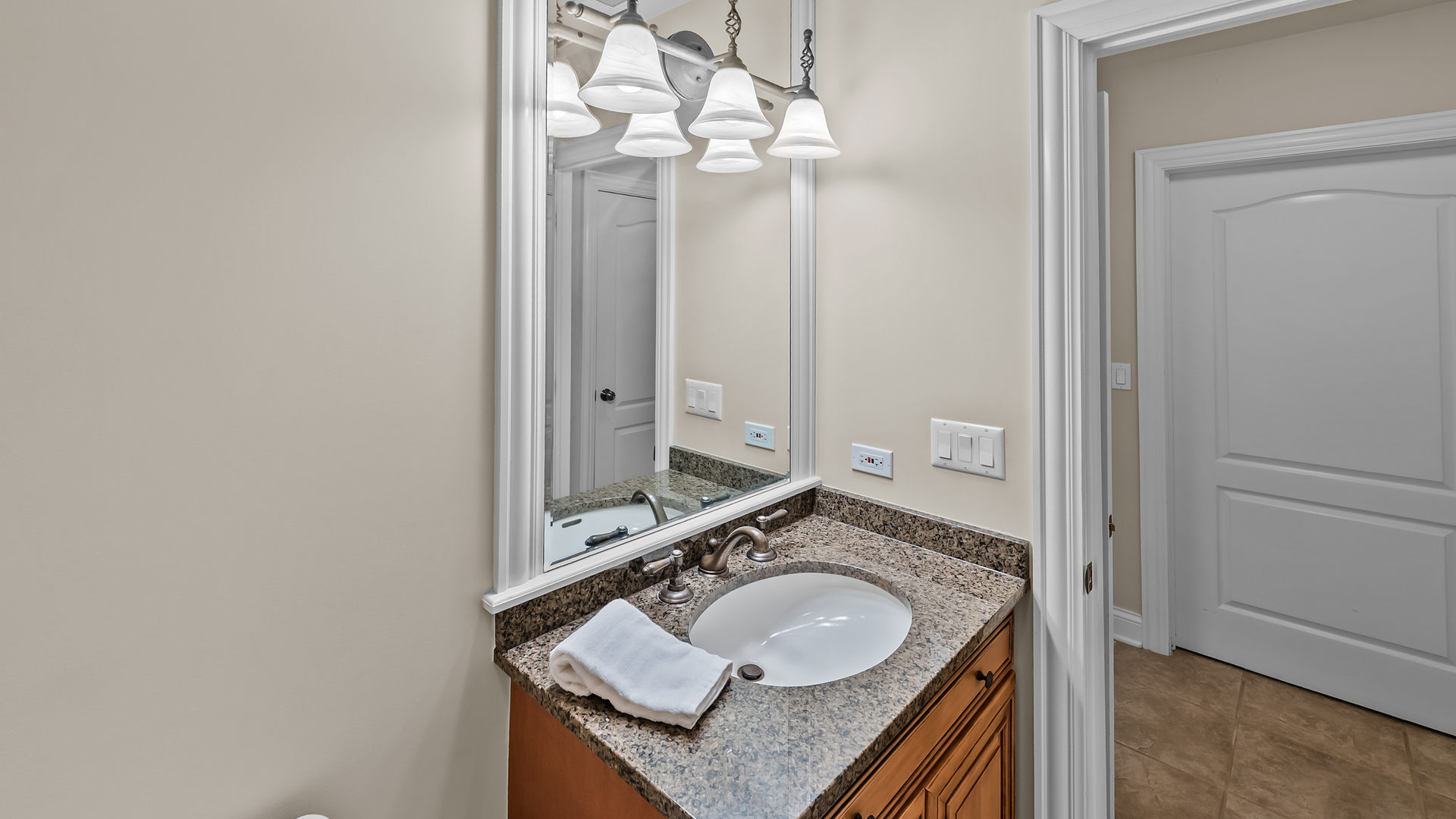 79 S Wynstone Drive Property Photo 48
