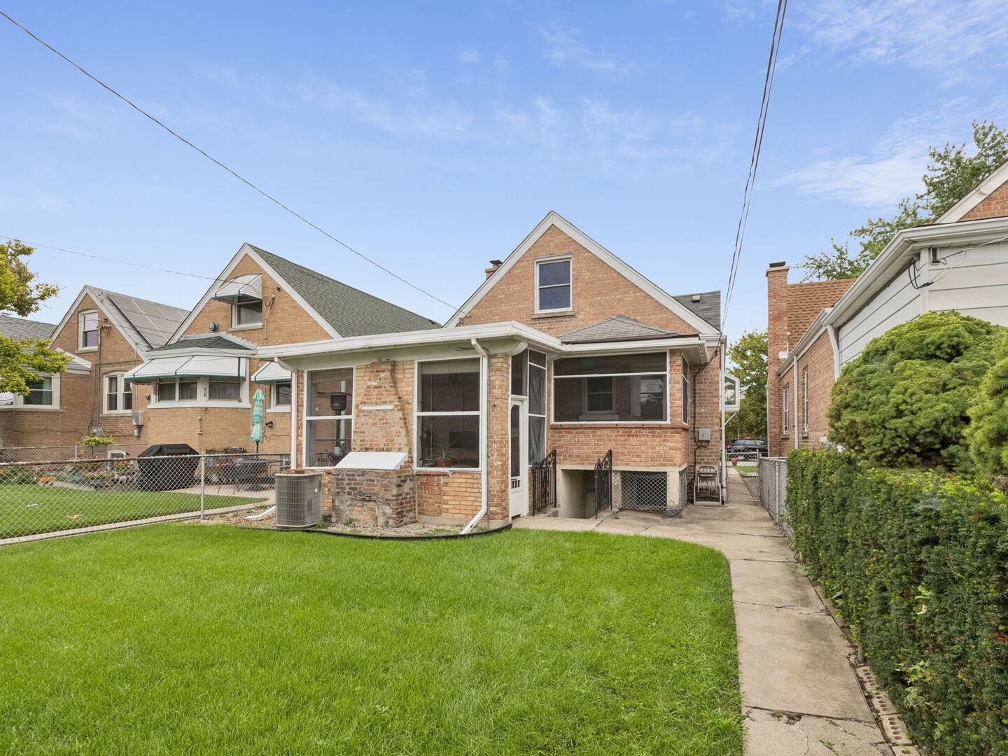 3232 N Nottingham Avenue Property Photo 4