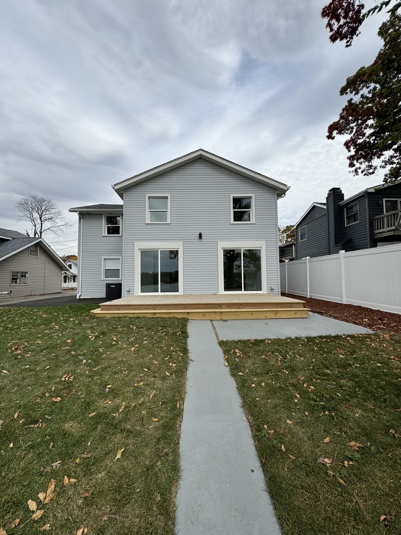33670 N Lake Shore Drive Property Photo 35