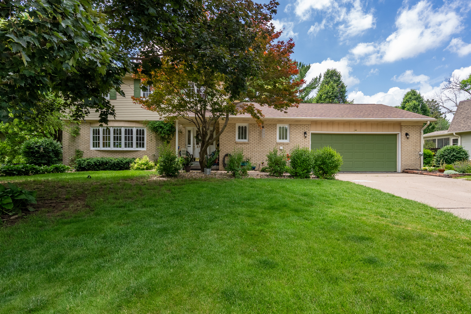 3726 Ridgewood Drive Property Photo 1