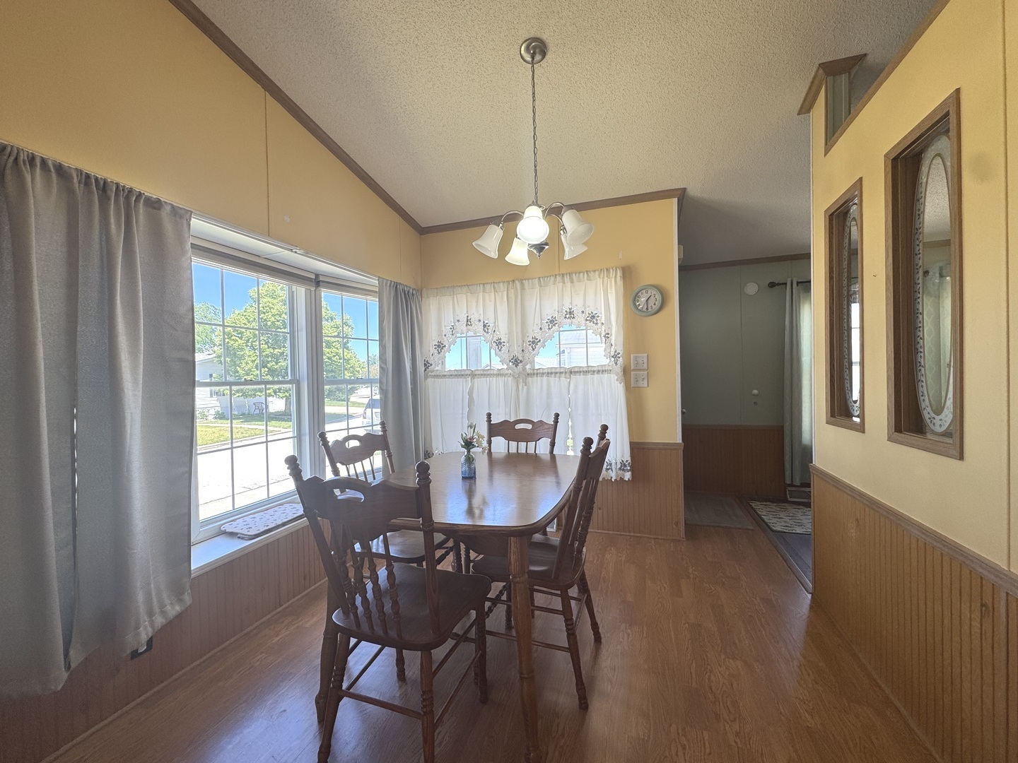155 Scarlet Drive 155 Property Photo 10