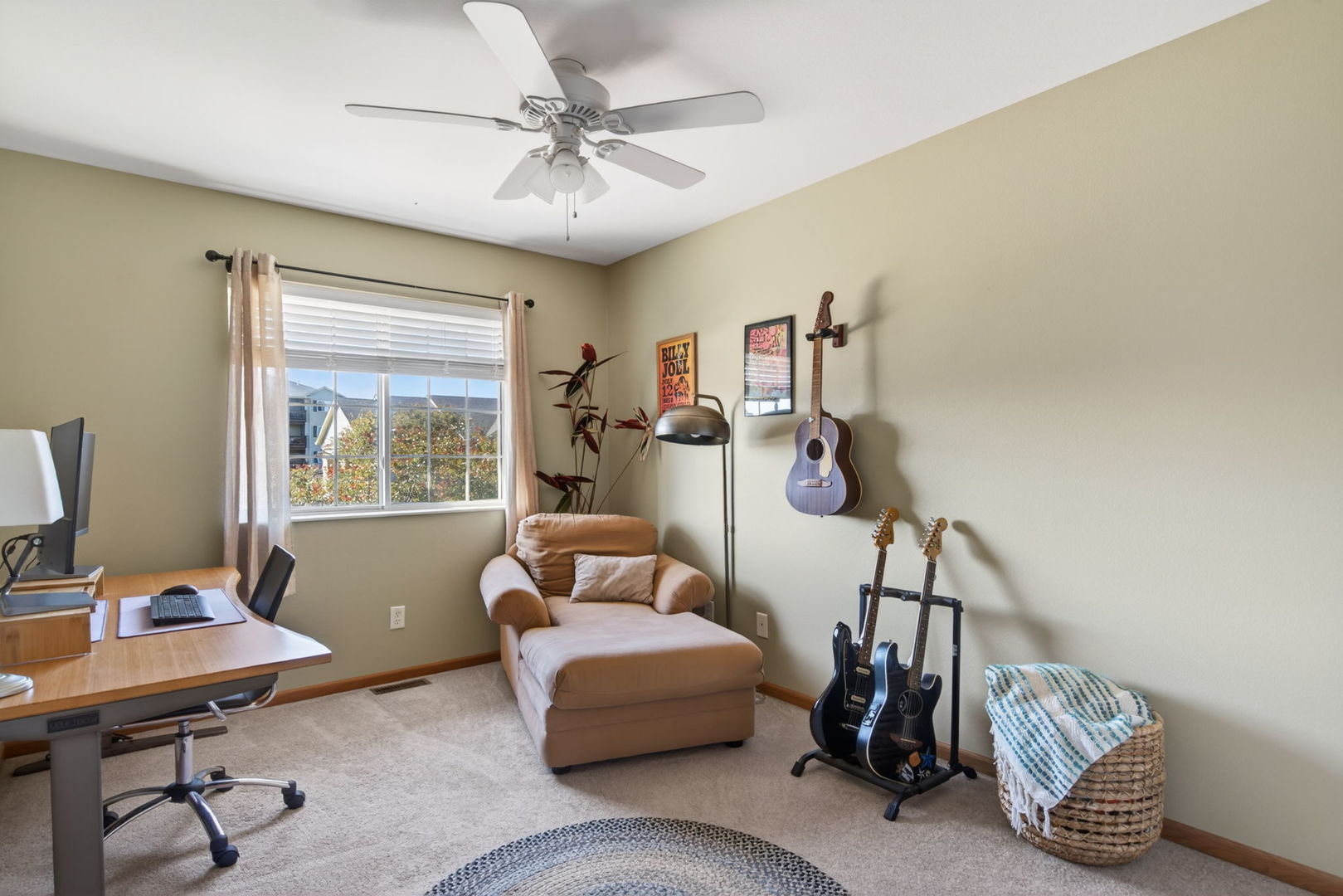 1636 E Lomar Street Property Photo 16