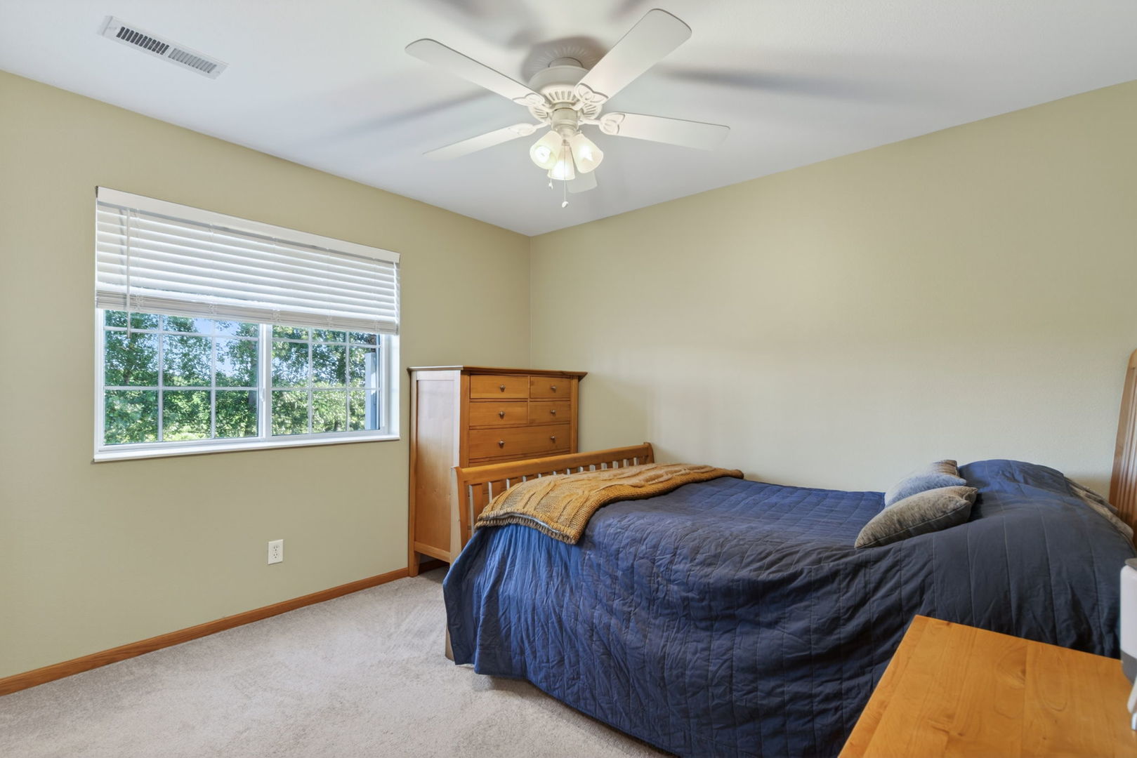 1636 E Lomar Street Property Photo 22
