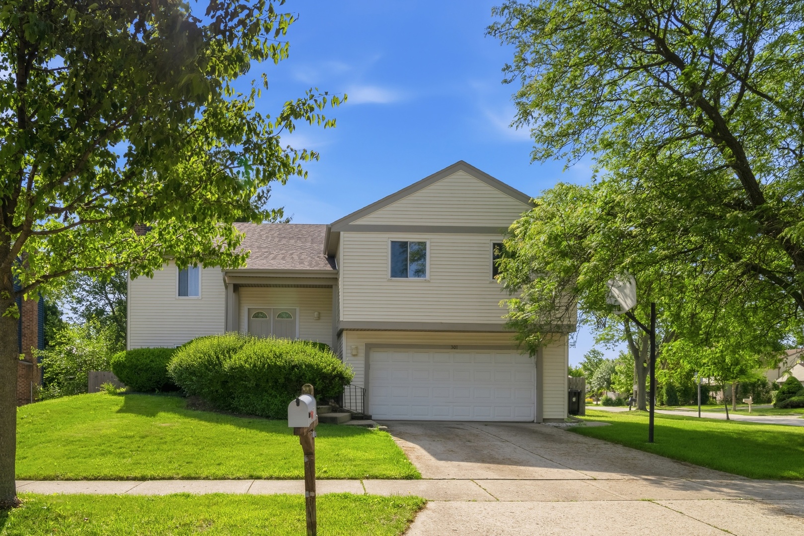 301 Horatio Boulevard Property Photo 1