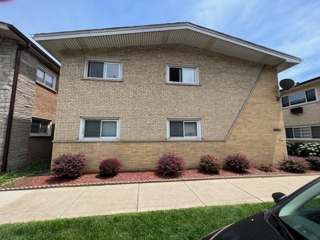 4127 S Harlem Avenue 3 Property Photo 1