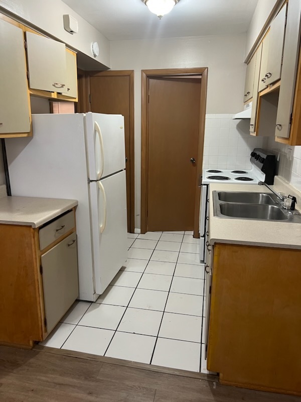 4127 S Harlem Avenue 3 Property Photo 5