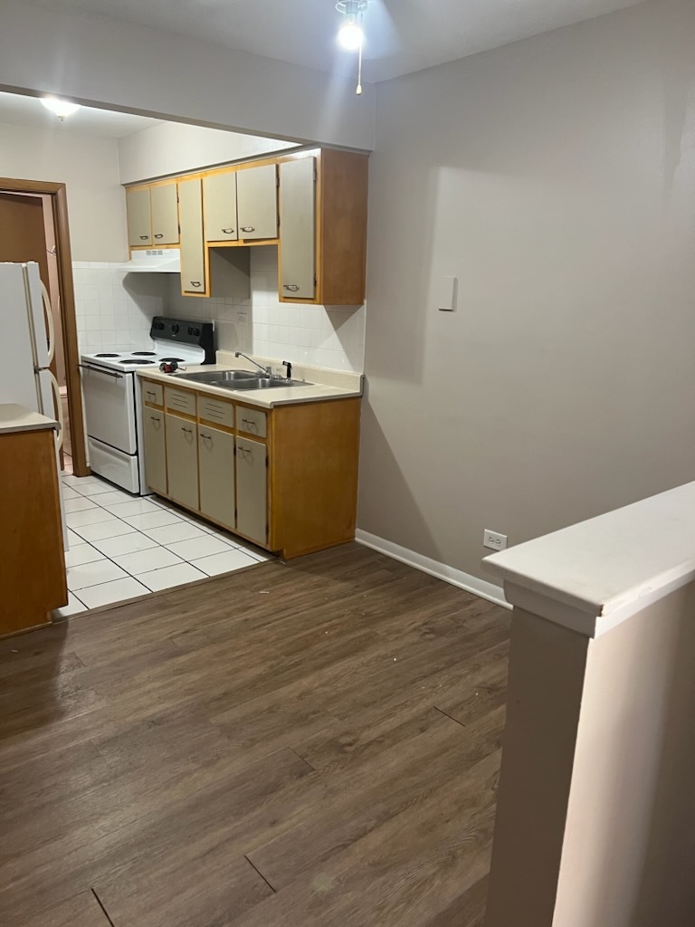 4127 S Harlem Avenue 3 Property Photo 7